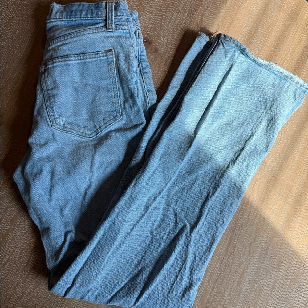 Abercrombie & Fitch Light Wash Straight Leg Jeans